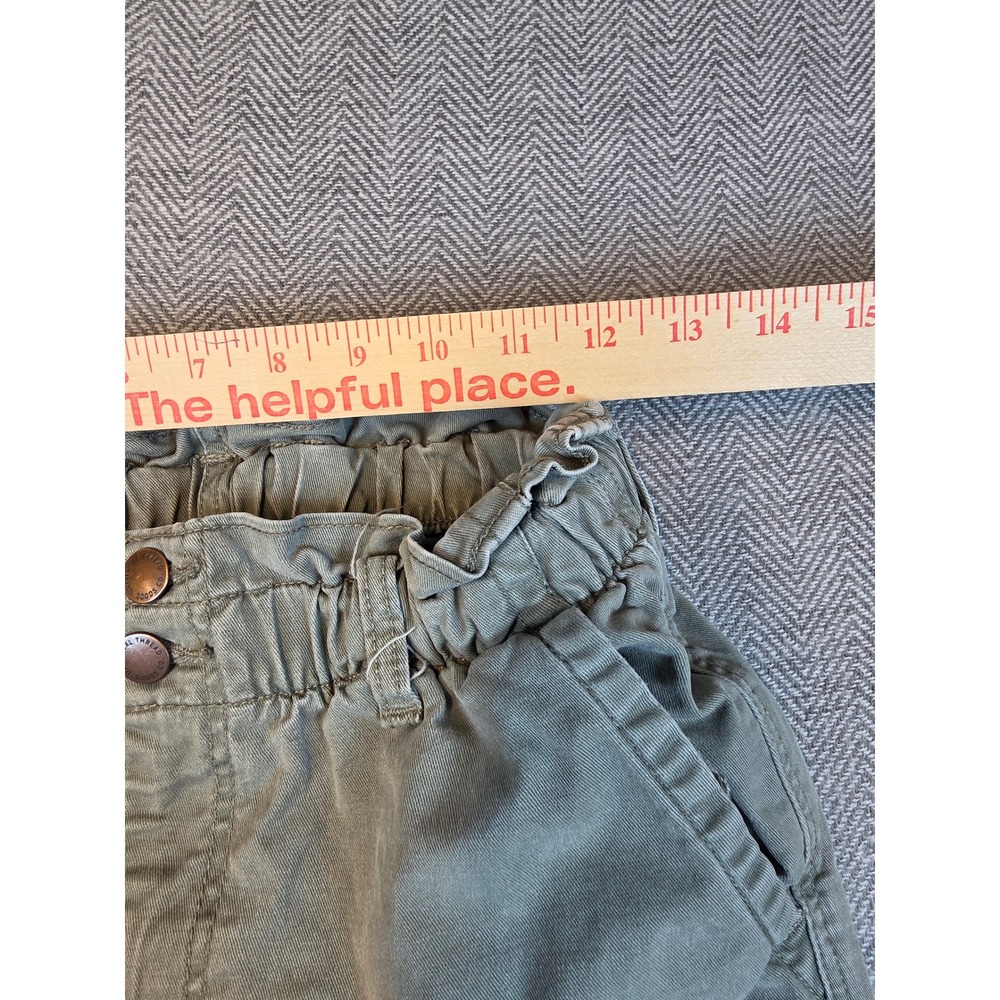 Universal Thread Olive Green Paperbag Waist Frayed Hem Tapered Pants Size 4 - Picture 5 of 10